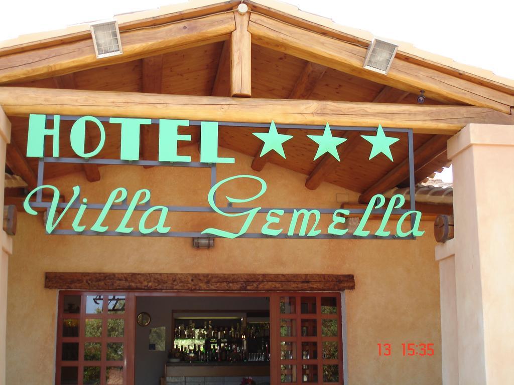 Hotel Villa Gemella Байя-Сардинія Екстер'єр фото